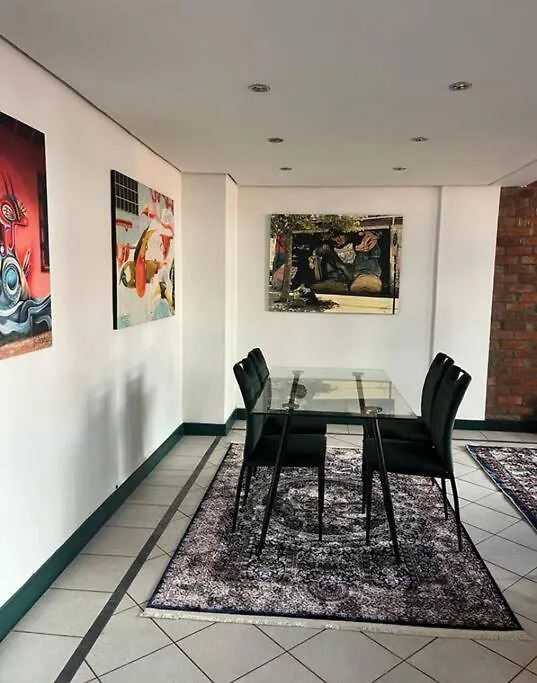 Apartment Luxury Loft Style Living , De Waterkant, Capetown Cape Town